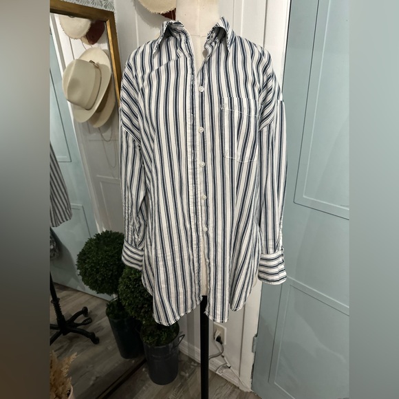 Anthropologie Maeve The Kate Classic Buttondown Shirt Size Small Oversize - Picture 9 of 12